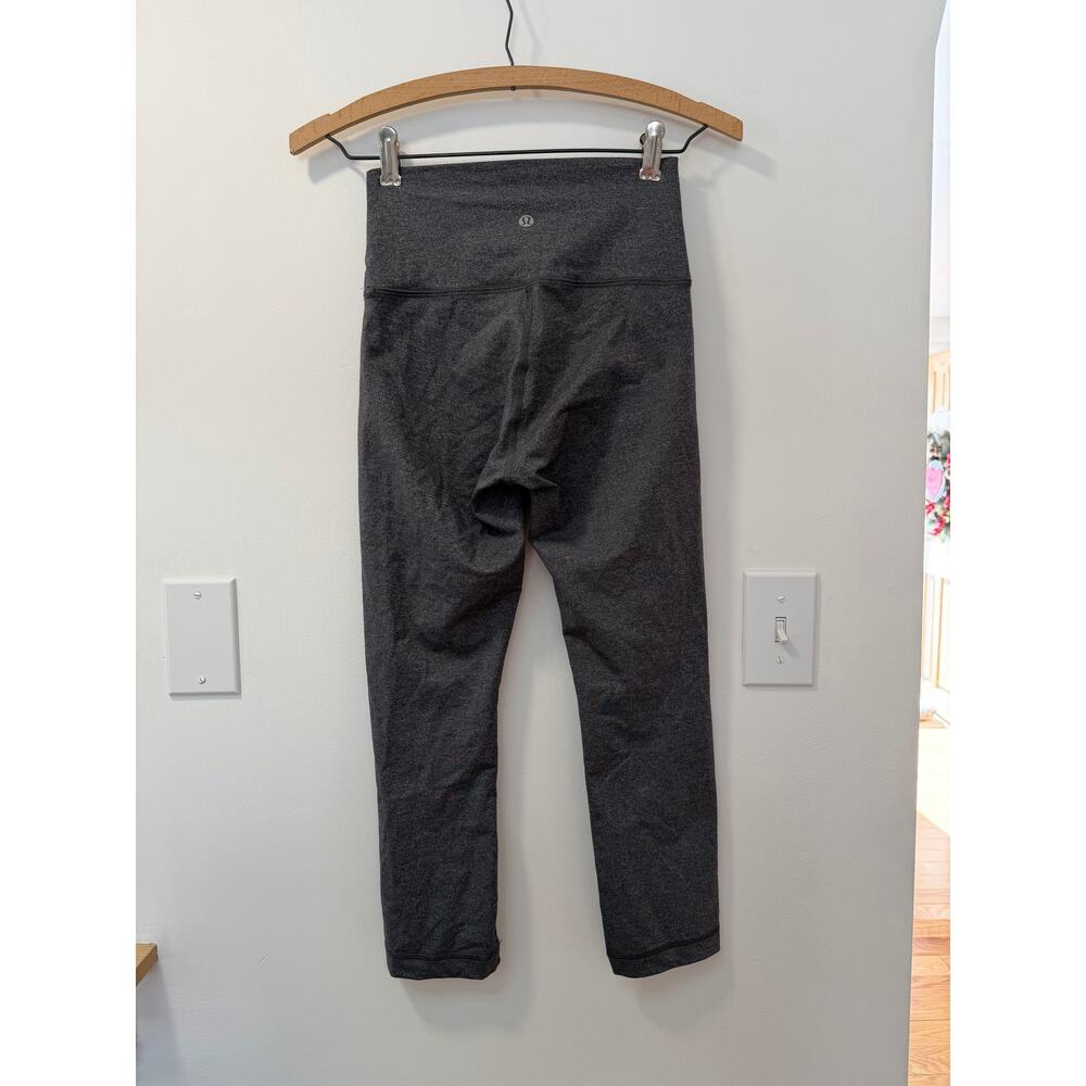 Lululemon Women Active Capri Crop Leggings Pants Size 4 Gray